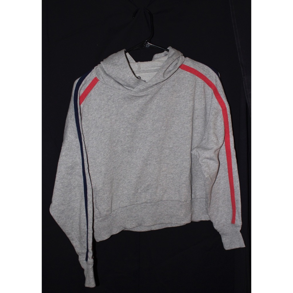 Cropped long sleeve sweatshirt